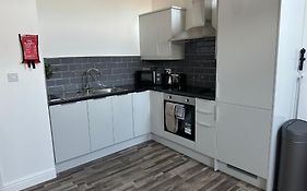 Stylish Leeds City Apartment